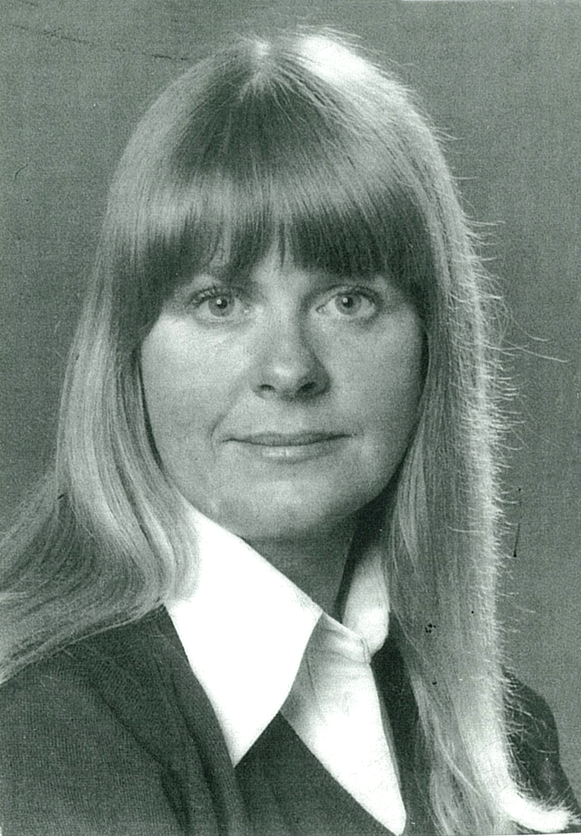 Photo of photos/Joanne Andrews Cryer portrait